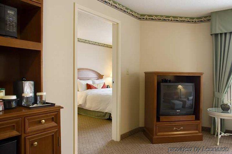 Hilton Garden Inn Minneapolis Maple Grove Εξωτερικό φωτογραφία